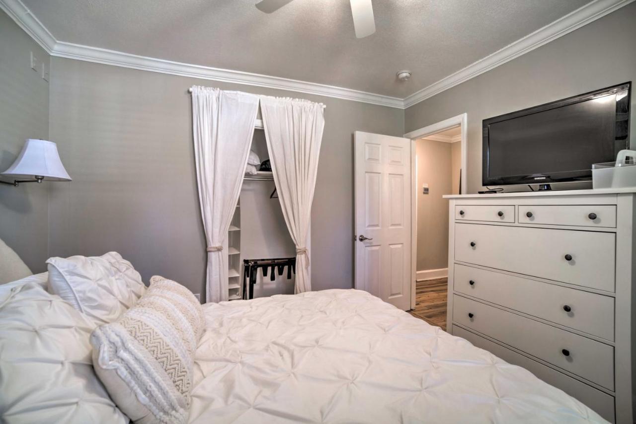 Charming Port Royal Home With Fire Pit And Yard! Экстерьер фото